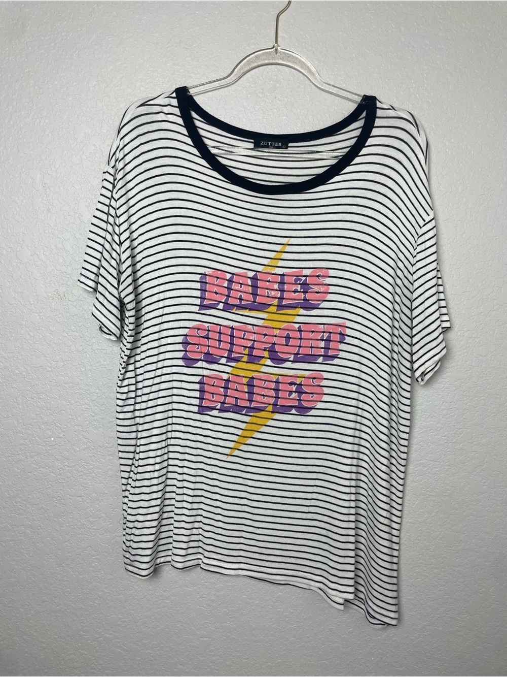 Zutter Striped Crew Neck Tee in Black & White with Graphic Detail Size L